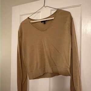 Banana Republic Merino Wool lightweight Sweater in Beige